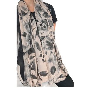 WINTER SALE on NEW Nardi & Tagliaferri Scarf